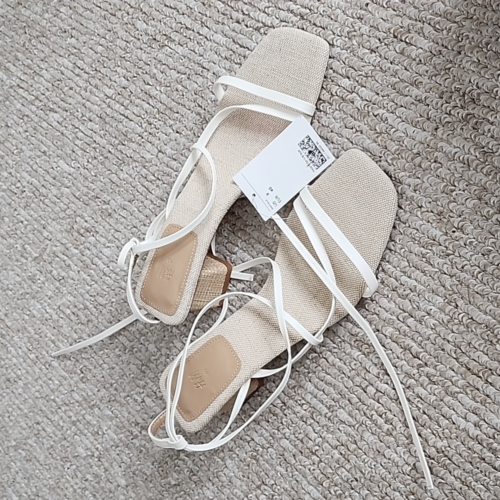 H&M White Lace Up Sandals, Size 9